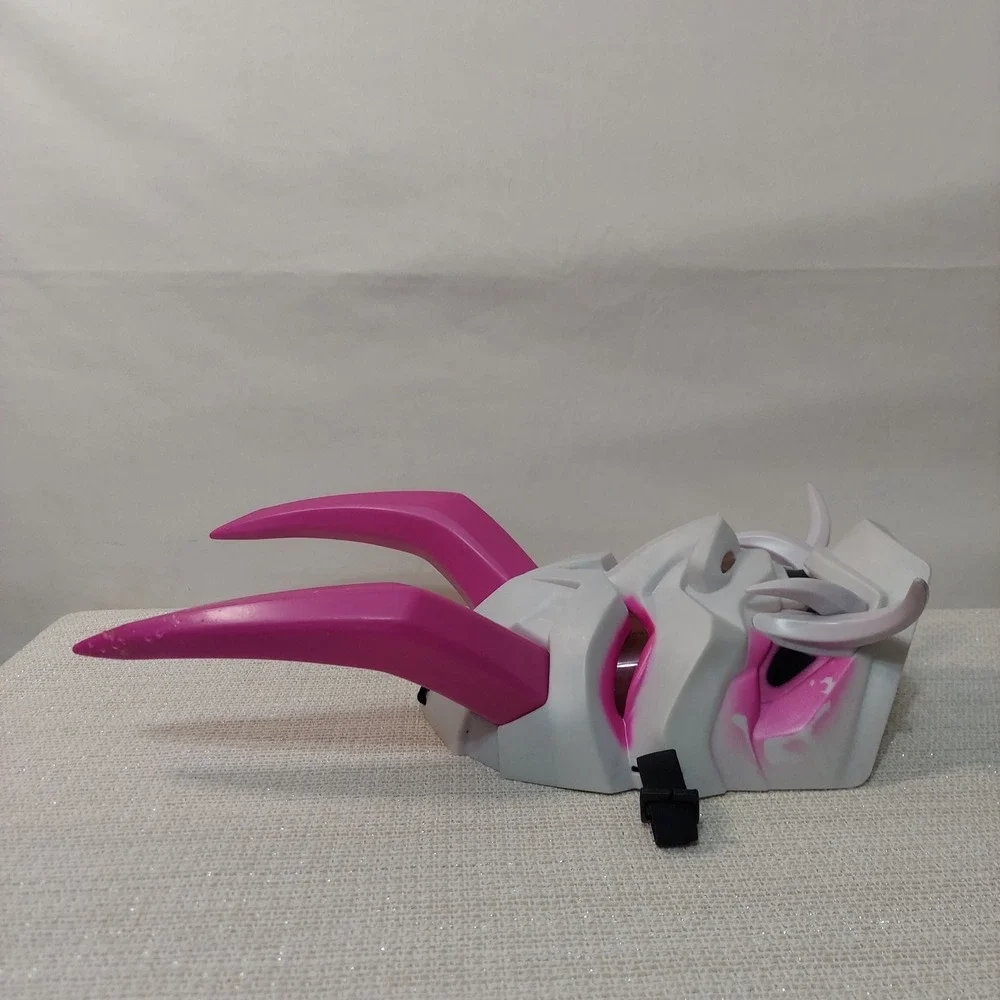 Hasbro Fortnite Victory Royale Series Fade Mask Collectible Roleplay Toy